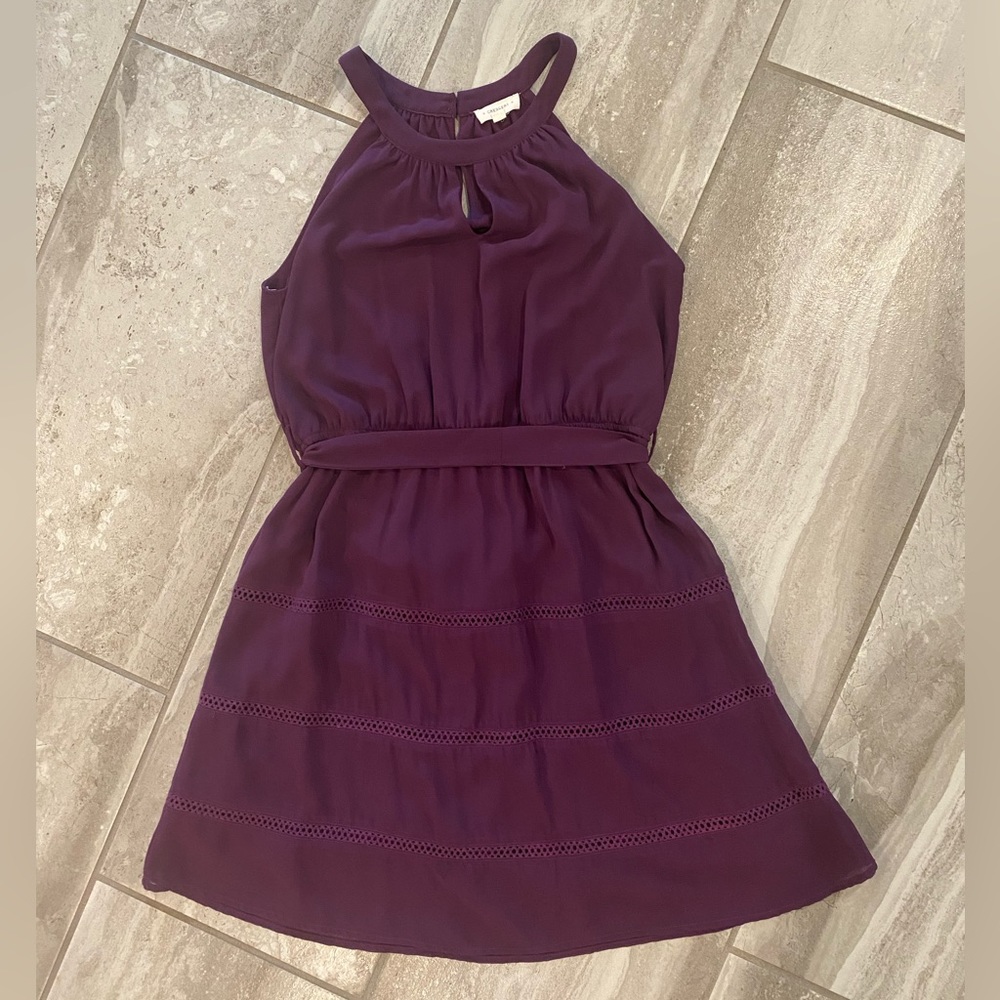 Dress - Picture 2 of 10